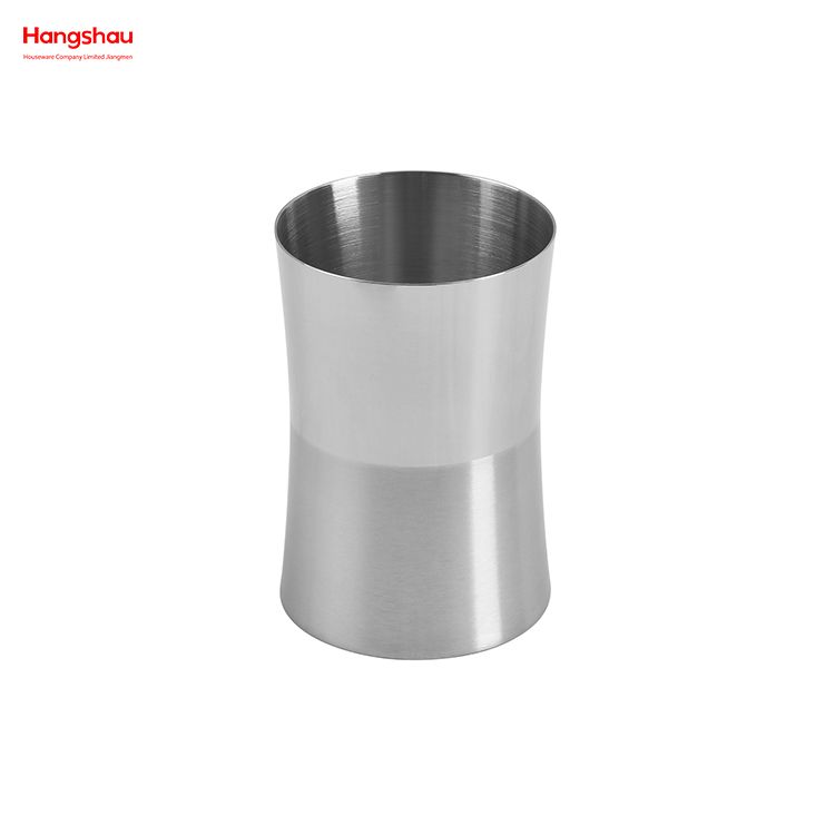 Luxury Family Soap Dispenser Toothbrush Holder Tumbler Soap Dish Toiletbrush Holder Ceramic Mirror Polishing Bathroom Accessories Luxury Set 