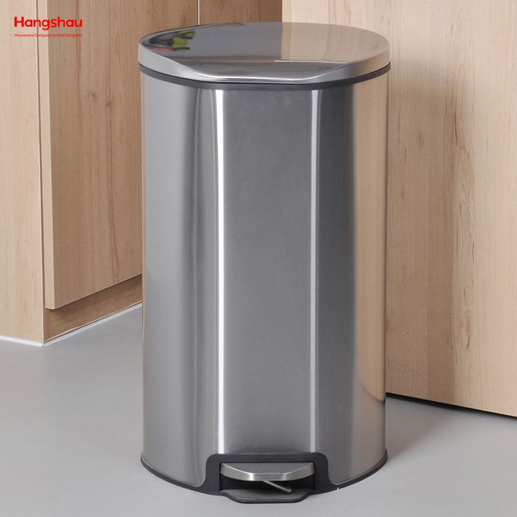 30 Liter Specially Shaped Foot Operated Trash Can