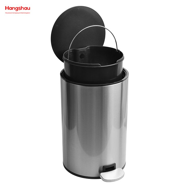 Bathroom Pedal Garbage Can