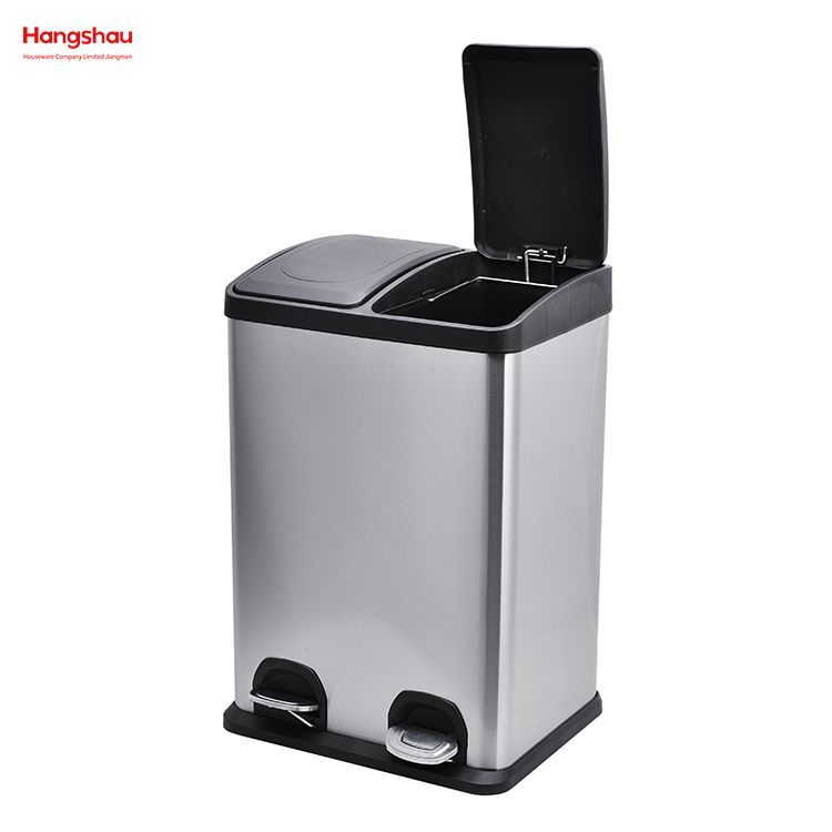Outdoor Trash Can