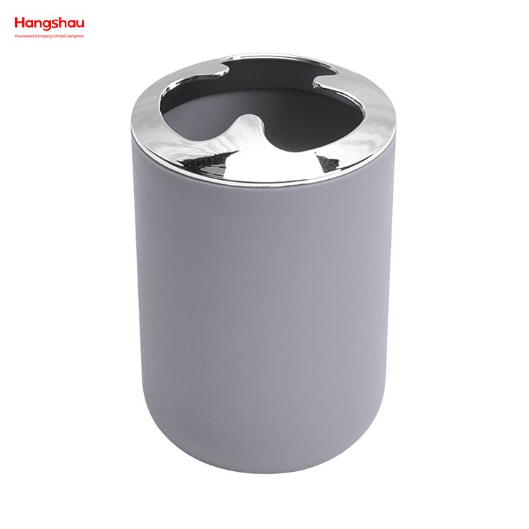 Plastic Bathroom Lotion Bottle Dispenser Foam Pump Soap Bottle Complete Bathroom Plastic Trash Can Toilet Brush Accessories Luxury Set 