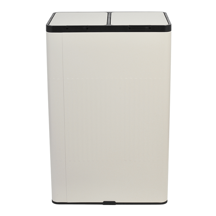 Your kitchen needs a trash can with Lid