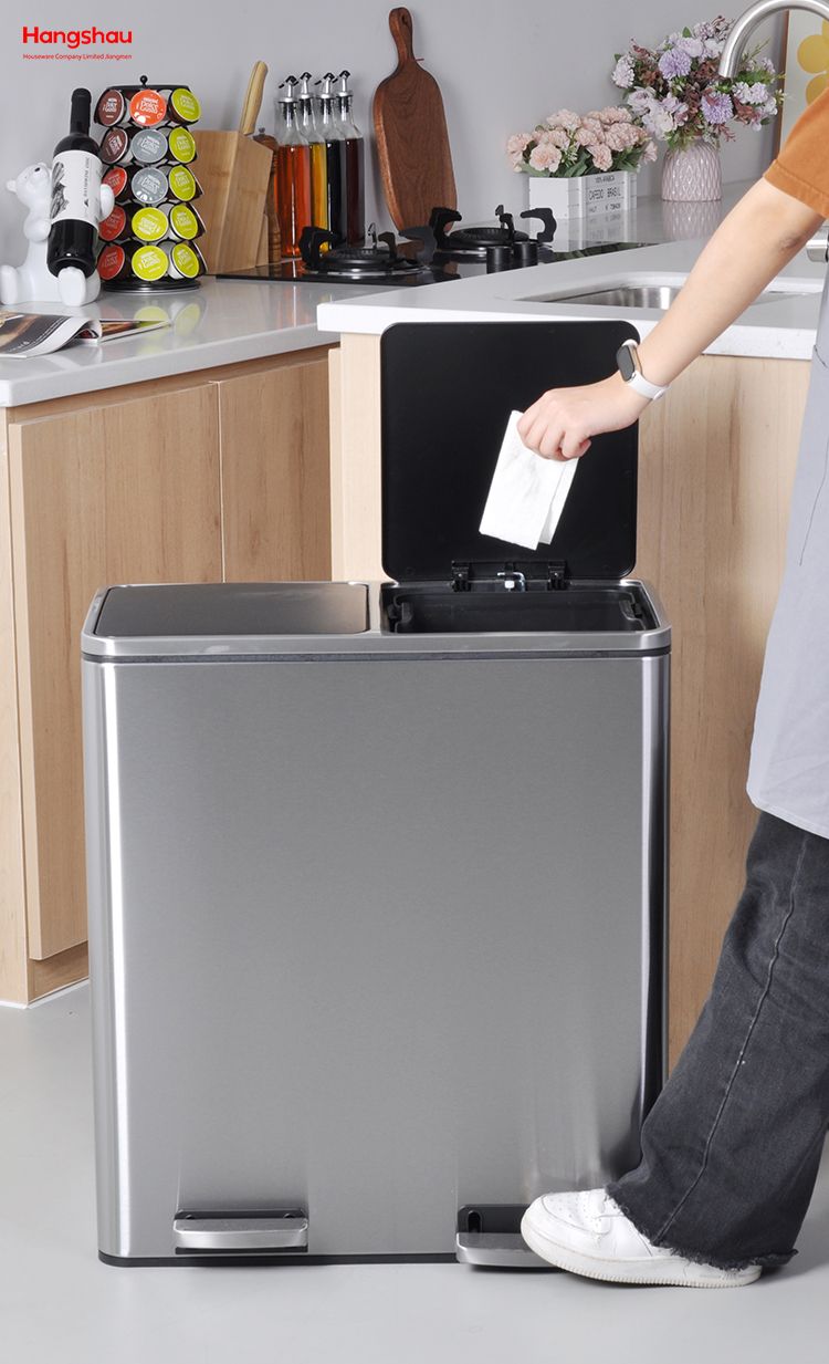 Environment protection Garbage Bins