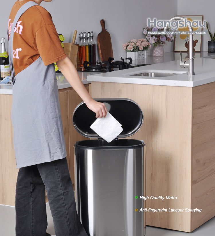 Houseware Trash Can