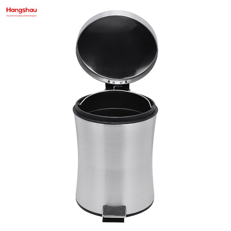Household Pedal Dustbin