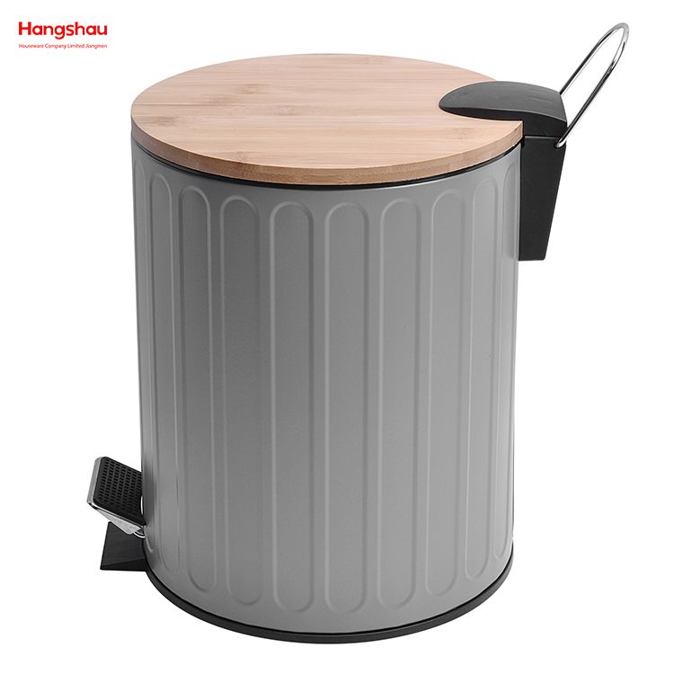 5L Household Stripe Pedal Waste Bin Bamboo Dust Bins Bathroom Trash Can Metal Morden Style Dustbin Garbage Can Bamboo Lid Powder Coating For Indoor Trash Can 