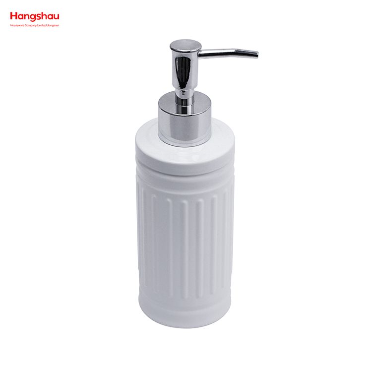 Powder Coated White Luxury Family Soap Dispenser Toothbrush Holder Tumbler Soap Dish Bathroom Accessories Luxury Set Toiletbrush Holder